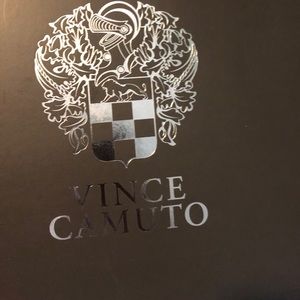 Vince Cumuto boots